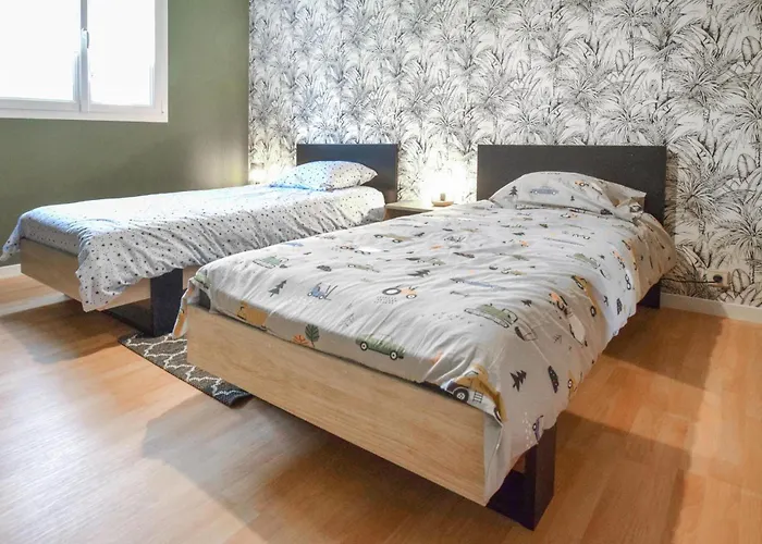 Semesterbostad 3 Bedroom Beautiful In Lessay